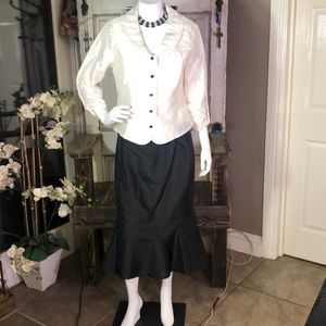 Marisa Baratelli Thai Silk Skirt Set Size Top 14 skirt 12 V neck 3/4 sle…